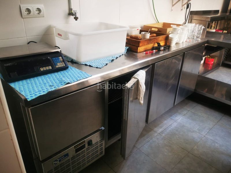 Foto 1ff87676-4901-4142-a694-89a63b8cd73d. Local comercial amb calefacció a Centre-Zona Alta Alcoi