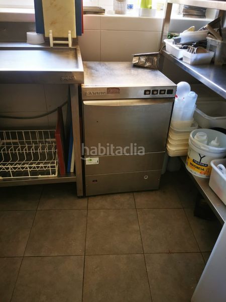 Foto cd1afcff-7d3e-4dae-ac4a-2678cde1bfff. Local comercial amb calefacció a Centre-Zona Alta Alcoi