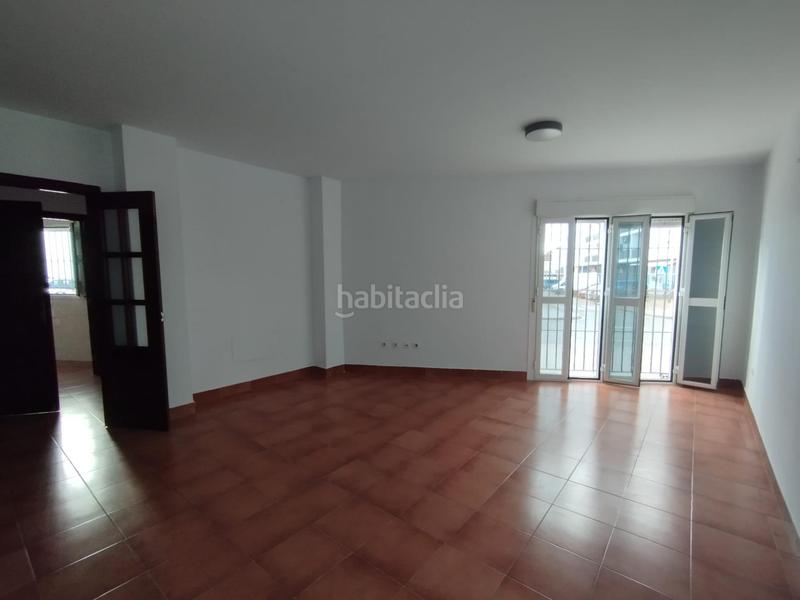 Foto 50135ed7-e10d-477a-a15e-9fb7f0cc9e94. Casa adossada a Camposoto - Gallineras San Fernando