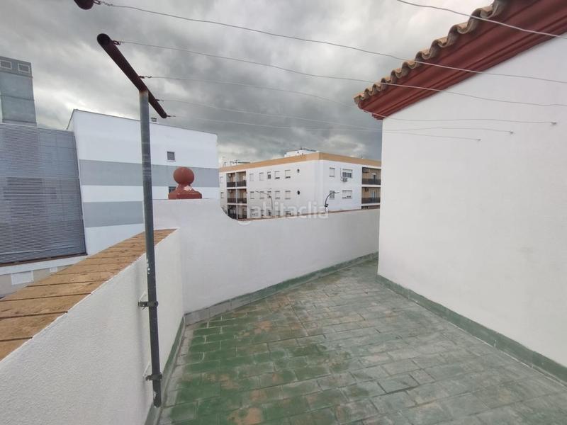Foto 5be055f2-c5bc-4673-9454-13bfd8bdf289. Casa adossada a Camposoto - Gallineras San Fernando