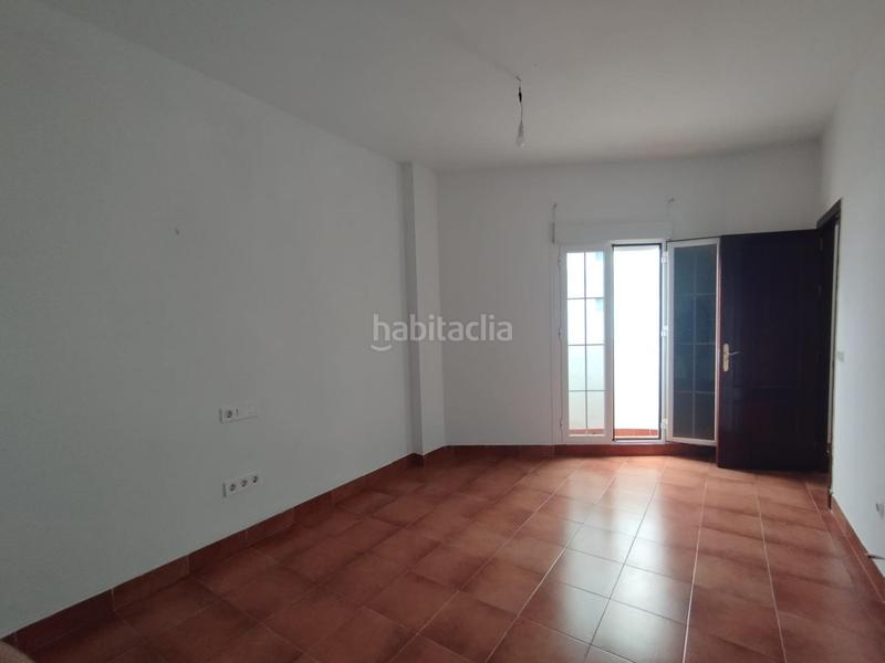 Foto ebf44b8a-efde-44a1-b195-83b066e166d0. Casa adossada a Camposoto - Gallineras San Fernando