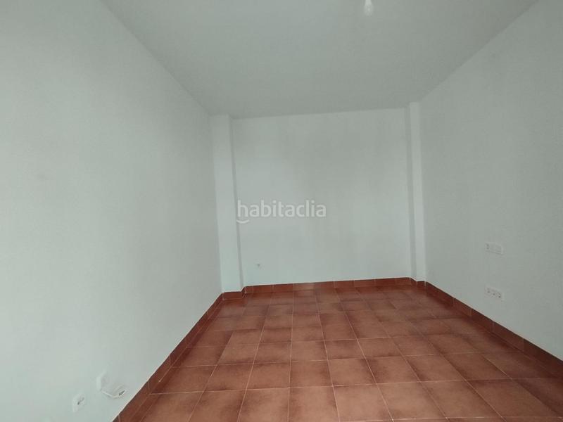 Foto eef33ee7-76c8-4ebc-88d5-0d624c96ee96. Casa adossada a Camposoto - Gallineras San Fernando