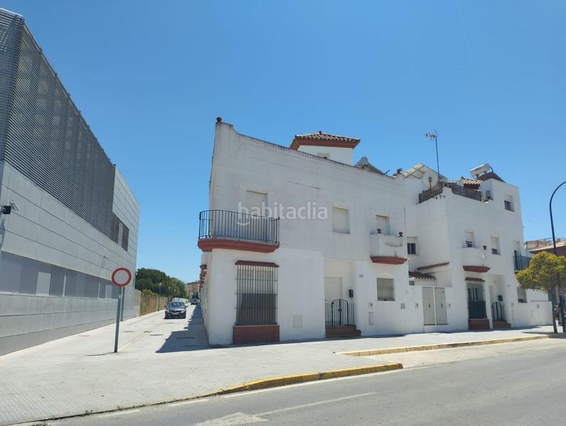 Foto f7faf0b5-d51f-45cd-8ee8-2c43835a7ff3. Casa adossada a Camposoto - Gallineras San Fernando