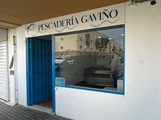 Miete Geschäftsraum in La Pastora - La Estación. Alquiler local comercial en carlos iii