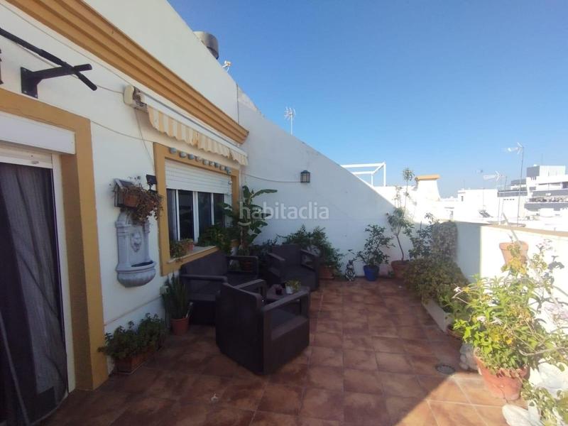 Foto 6985b69e-6804-48b4-a41b-2bebb0dbc278. Ático  en la zona de capitanía! en Plaza de toros - Venta Vargas - Capitania San Fernando