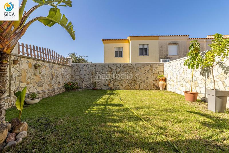 Foto 40a41bad-e635-4d5c-9ed6-e7444be6618d. Casa adossada amb aparcament a El Rocío - La Milagrosa Jerez de la Frontera