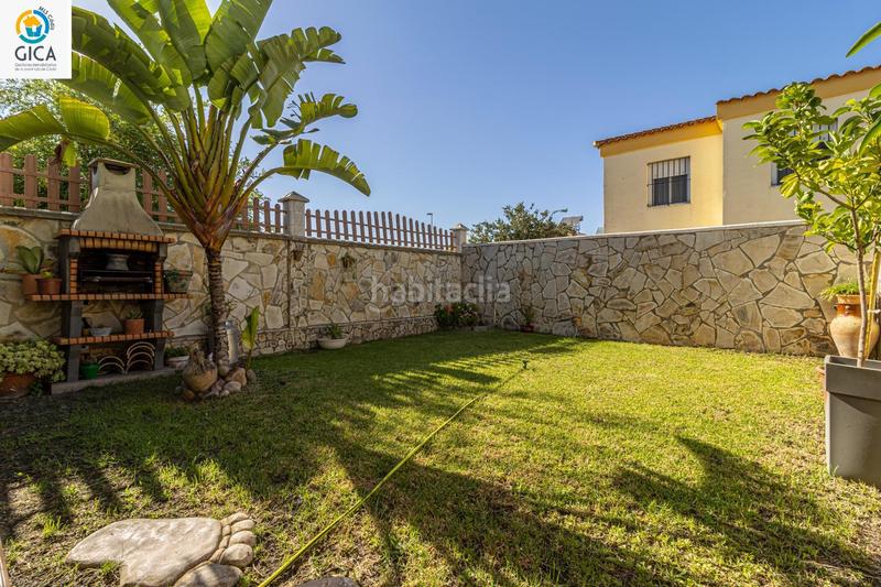 Foto 6bee98a7-b9c1-470b-a8c1-7df2c67c6482. Casa adossada amb aparcament a El Rocío - La Milagrosa Jerez de la Frontera