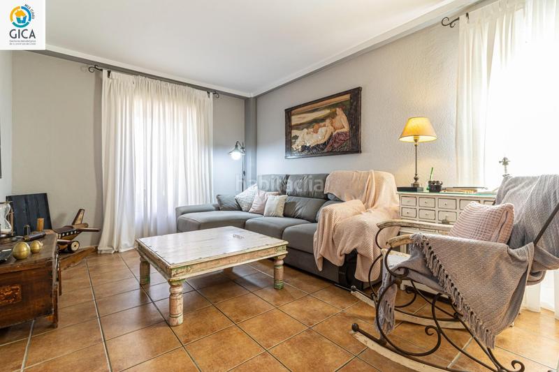 Foto e8cf3d6a-7328-4b83-ae33-fbb91eca4105. Casa adossada amb aparcament a El Rocío - La Milagrosa Jerez de la Frontera