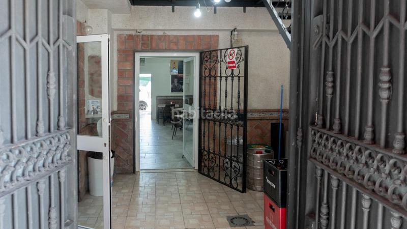 Foto 04e6a8cc-7f65-4c87-9205-7ff62b324354. Local comercial bar con vivienda en zona norte en Jerez de la Frontera