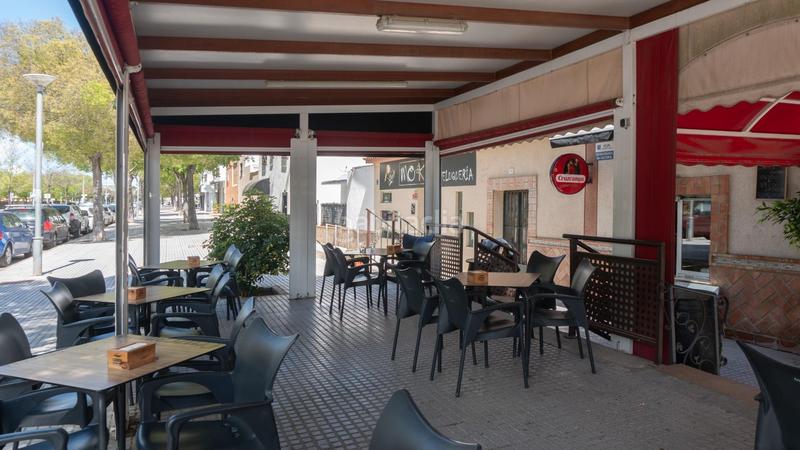Foto 21afc40f-e138-4879-99cd-d66960ba8f8d. Local comercial bar con vivienda en zona norte en Jerez de la Frontera
