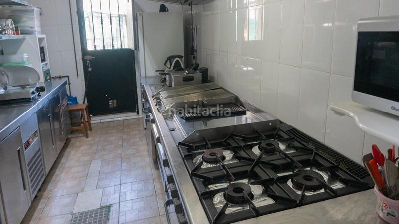 Foto 4e2c9452-a0b4-48fa-91a0-9d71e24071dd. Local comercial bar con vivienda en zona norte en Jerez de la Frontera