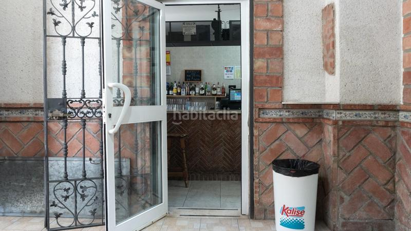 Foto 62db98d7-7aac-475b-b549-7ac2a32ae95d. Local comercial bar con vivienda en zona norte en Jerez de la Frontera