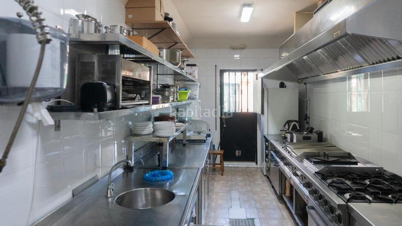 Foto b52adcb3-dd81-45ca-b1bd-39f293c2cedd. Local comercial bar con vivienda en zona norte en Jerez de la Frontera