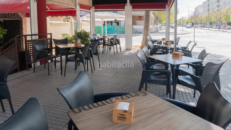 Foto b65b877c-ce10-481d-b7d3-8c604cf24e60. Local comercial bar con vivienda en zona norte en Jerez de la Frontera