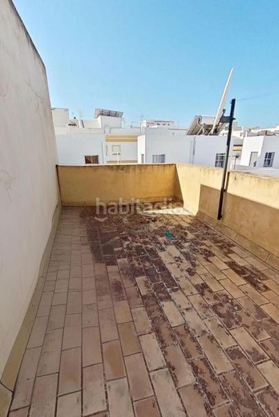 Foto 6ce01e85-8b0c-4ba2-bc91-74f287e2e1c5. Duplex in Núcleo urbano Chiclana de la Frontera