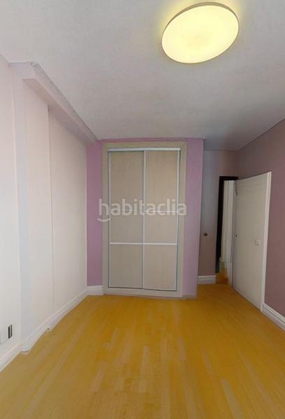 Foto d0d63d69-e277-49ac-9f59-cd4a8b41b137. Duplex in Núcleo urbano Chiclana de la Frontera