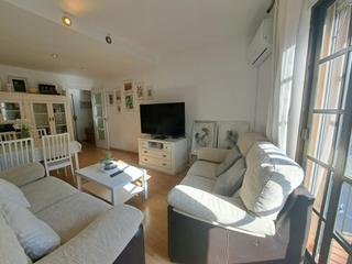 Dúplex en Núcleo urbano. Oportunidad en fuente amarga! duplex reformado con terraza y exc