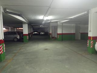 Parking coche en Núcleo urbano. Garaje en la zona de fuente amarga