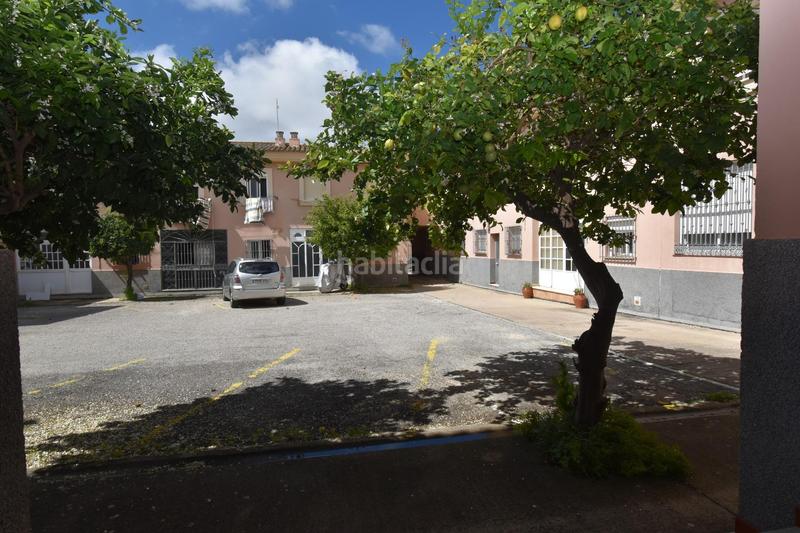Foto ea2cc58f-58b8-46ce-8443-08579a695b6d. Casa adossada amb calefacció aparcament a La Banda - Campo de Fútbol Chiclana de la Frontera