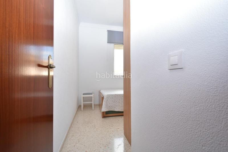 Foto fa7fda79-35b0-443a-a9a0-b0a55dfa127d. Casa adossada amb calefacció aparcament a La Banda - Campo de Fútbol Chiclana de la Frontera