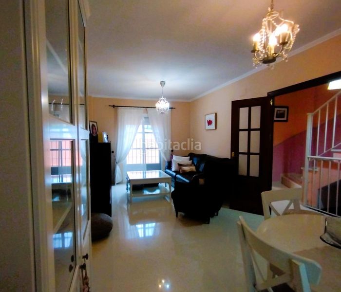 Foto 410b9db3-85da-40d7-a71e-d8d46b8982c8. Casa adossada amb aparcament a Camposoto - Gallineras San Fernando