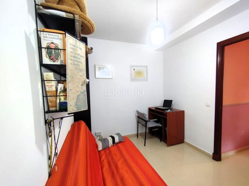 Foto 53aa0cb6-e6d1-4efe-863d-47b1065cc429. Casa adossada amb aparcament a Camposoto - Gallineras San Fernando