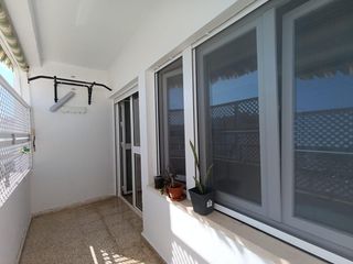 Appartamento in El Carmen. Fantástico piso con terraza y plaza de garaje