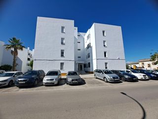 Pis en N�cleo urbano. Piso amplio y liminoso en recreo san pedro chiclana de la fronte
