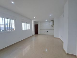 Planta baixa a Núcleo urbano. Acogedor piso en planta baja en el centro de chiclana