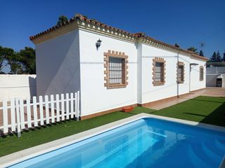 Chalet in Pelagatos - Pago del Humo. Chalet hipotecable con piscina en parcela de 500m2 en pago del h