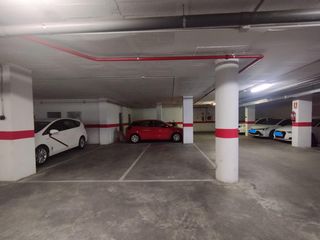 Miete Autoparkplatz in Barriada de Andalucía - Ardila. Alquiler amplia plaza de garaje en c real próximo c luis milena