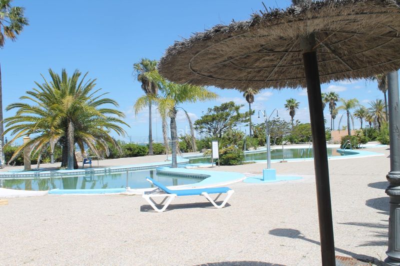 Foto 92512a5b-4f0f-40a0-bb85-b373b50eb2a9. Estudi amb piscina a León Herrero - Bahía sur San Fernando