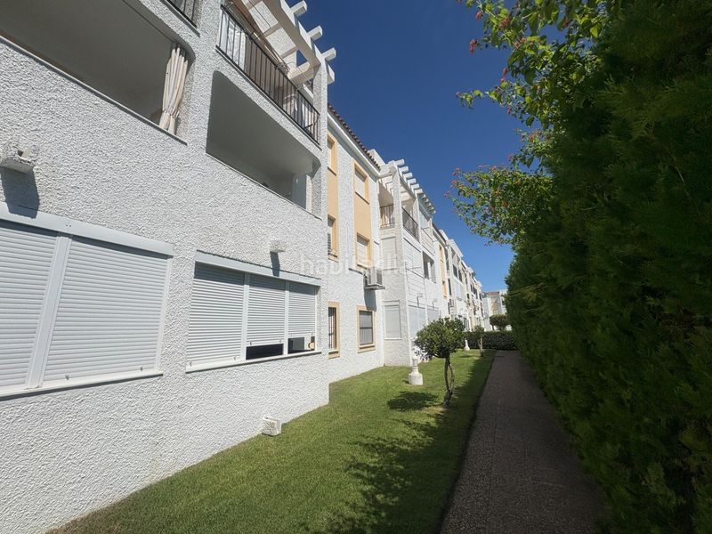 Foto 66fb2614-1776-4e34-aac7-ca2f3712c352. Alquiler piso alquiler piso en urb. pinar de la almadraba temporada escolar en Rota