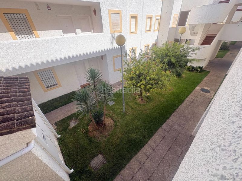 Foto a70456d2-ea30-43e2-b838-711a5c192c69. Alquiler piso alquiler piso en urb. pinar de la almadraba temporada escolar en Rota