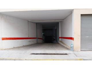 Parking voiture à Gavines 5. Plaza de garaje en alcossebre