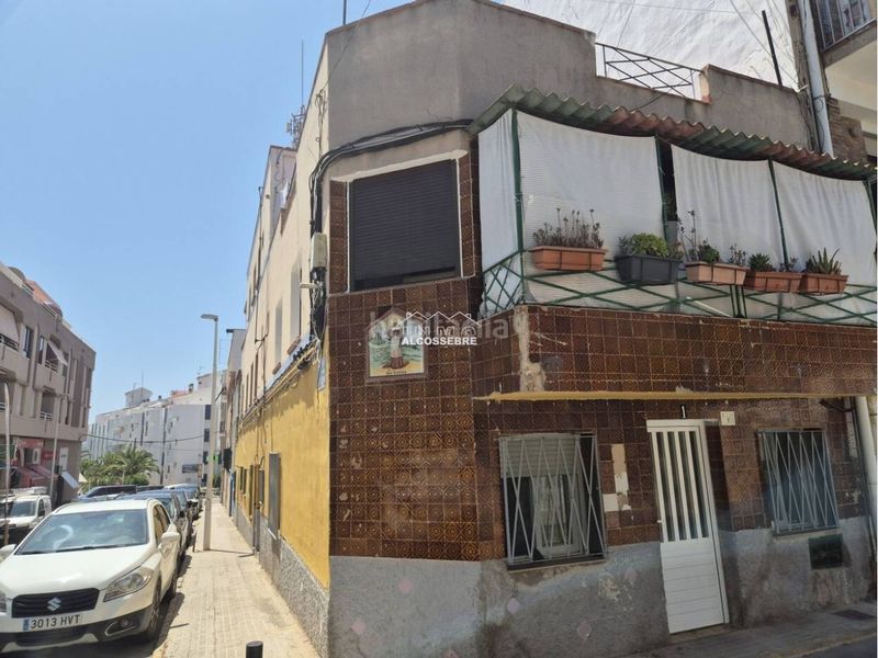 Foto 6592cdc7-1e10-475f-8913-f51b5766acbe. Edifici a calle romeral 1 a Alcossebre