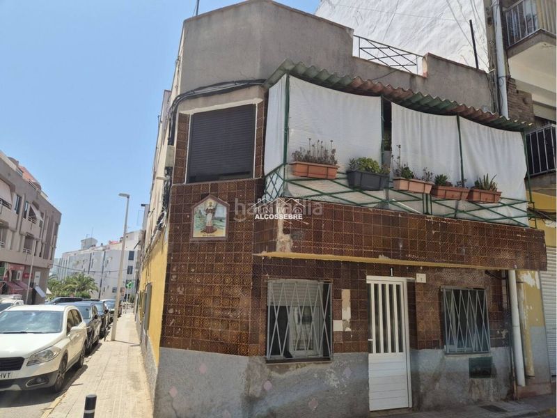 Foto cb83dd9a-acd7-4faa-b159-e7f38f594b10. Edifici a calle romeral 1 a Alcossebre