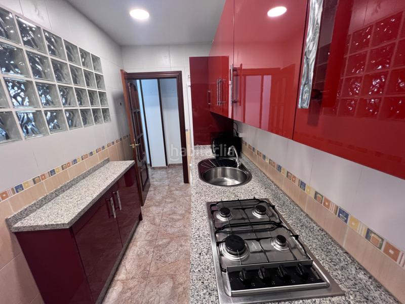 Foto 299c0ae2-9730-4952-8226-3d02d462d0a2. Piso magnífico piso de 3 dormitorios ubicado en una de las mejores zonas de los villares ! en Villares (Los)