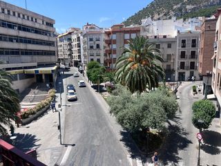 Pis  Calle millán de priego. Oportunidad!! piso 4 dormitorios plaza jardinillos ! enclave y v