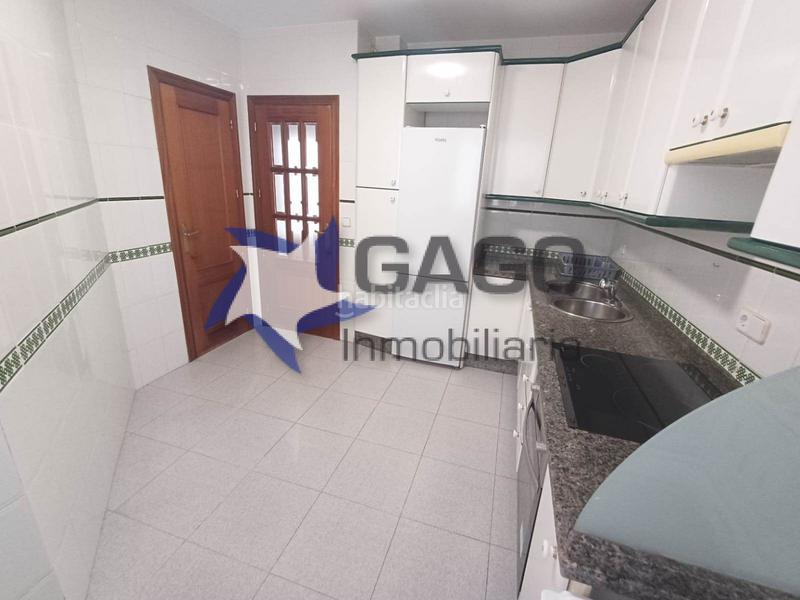 Foto 0cdcdecb-4c55-402f-9e34-4e6c2e60145f. Rent flat with heating parking pool in Ciudad Jardín - Zoco Córdoba