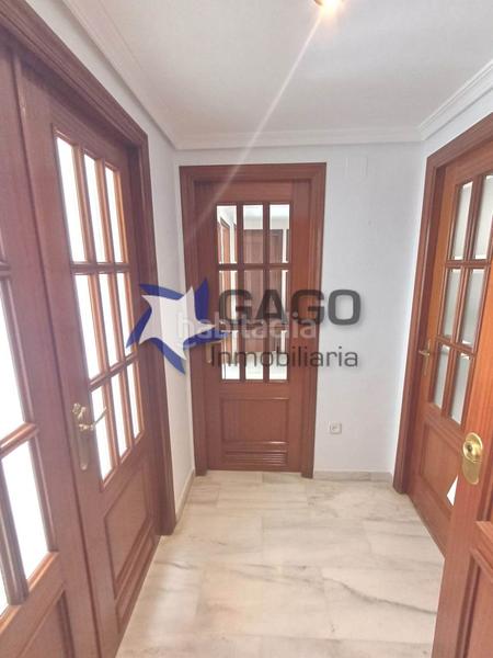 Foto 8fbc9d30-fc05-4abd-a127-839cc5e54d58. Rent flat with heating parking pool in Ciudad Jardín - Zoco Córdoba