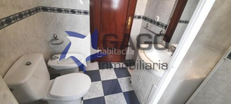 Foto 0e6ecda6-cb9e-47d1-96e3-b1bb930df8e6. Lloguer pis amb calefacció a Ciudad Jardín - Zoco Córdoba