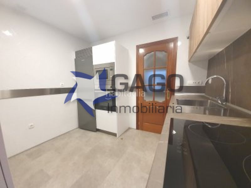 Foto 7b92da32-bd50-4c64-afe1-8d560788e3ad. Àtic amb calefacció aparcament a Centro Córdoba