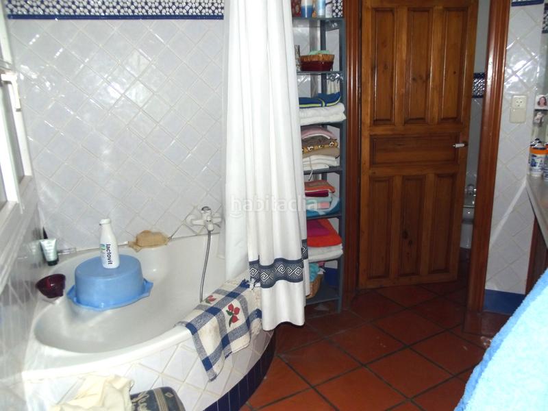 Foto 44851cdb-0e54-40fd-b3a1-91e30ee7b388. Chalet  en venta en Dúdar