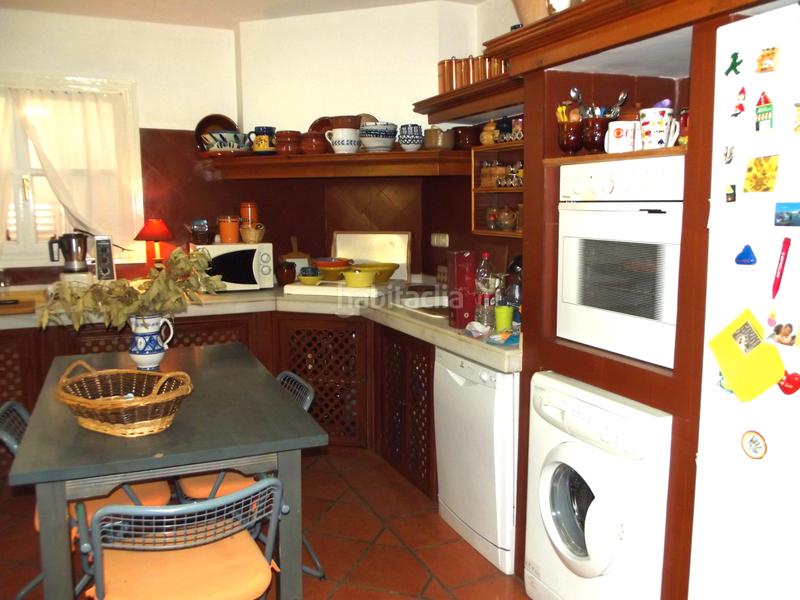 Foto 9c101dc9-9120-4a30-85c1-e81f337ce632. Chalet  en venta en Dúdar