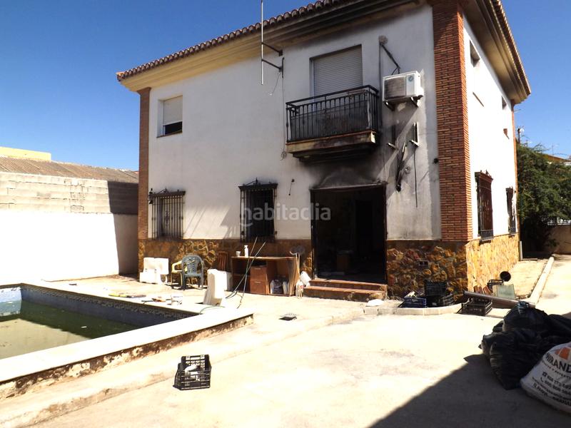 Foto e5e92aa2-8836-44d1-bb06-0453a3761d06. Chalet con parcheggio piscina in Cijuela