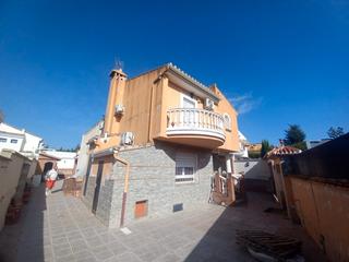 Xalet a Albolote. Chalet independiente