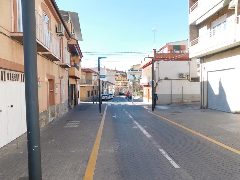 Foto 7823d333-67a5-4c18-be32-e556e5b30609. Rent business premise with heating in Maracena