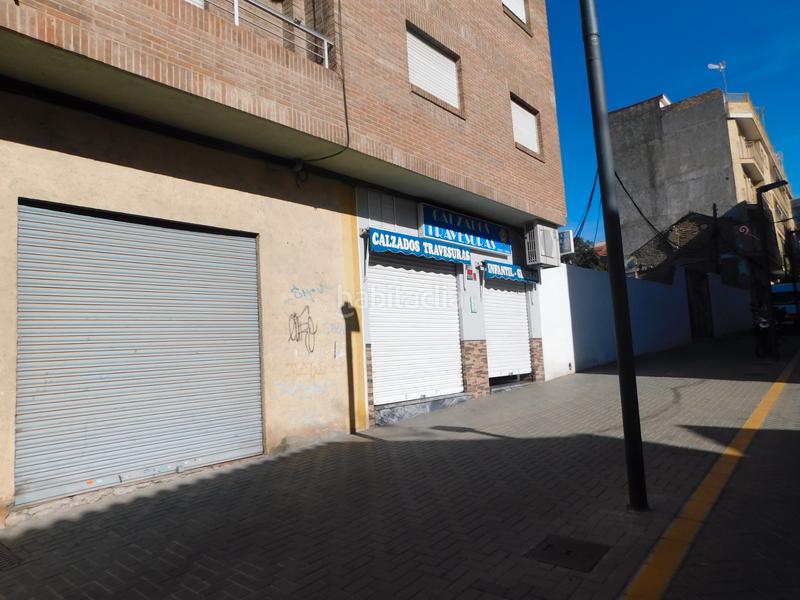 Foto cf9244c0-6a7d-40bb-b682-d919f34d2d9c. Rent business premise with heating in Maracena