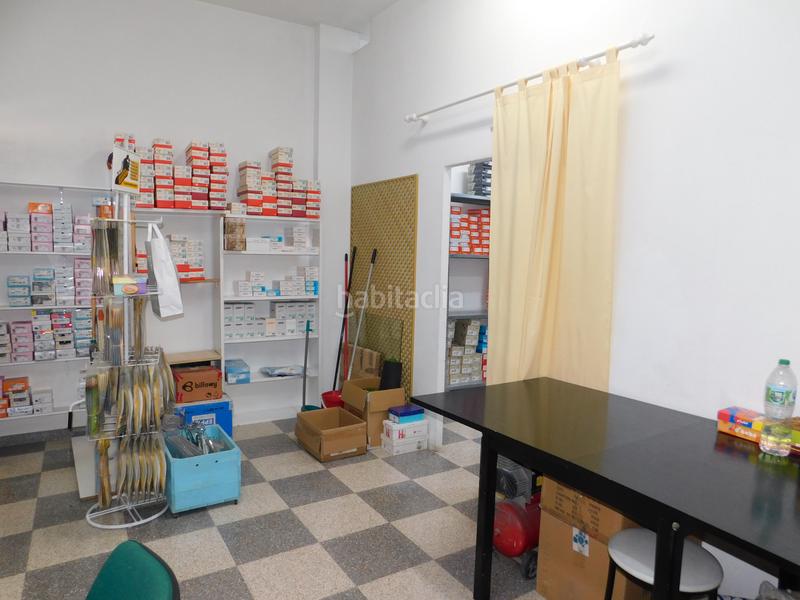 Foto e1bc3472-e883-47ed-a4e5-2ce49b75c7c6. Rent business premise with heating in Maracena